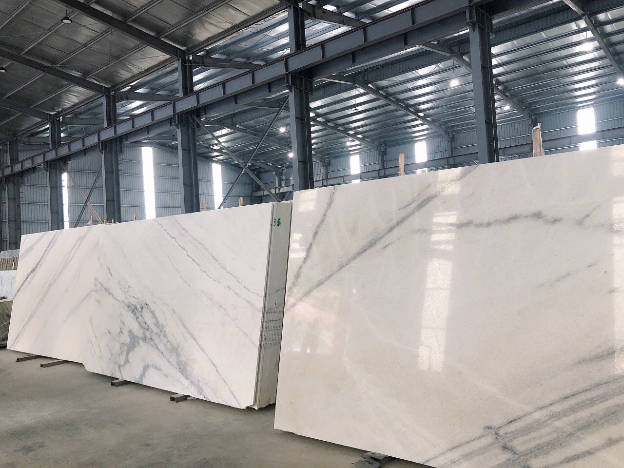 Vietnam White Marble with cloudy veins