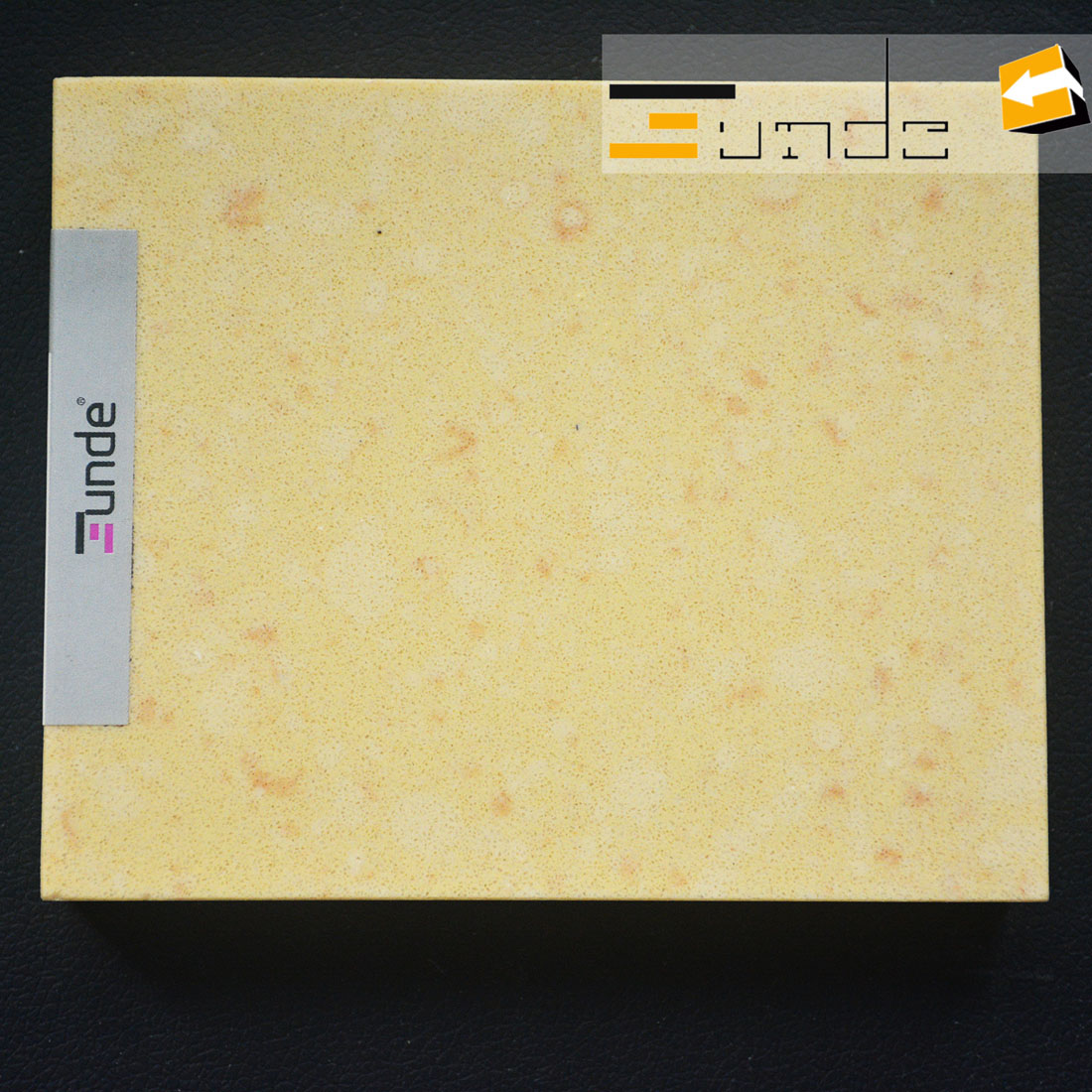 calacatta yellow quartz stone sample jd412-1